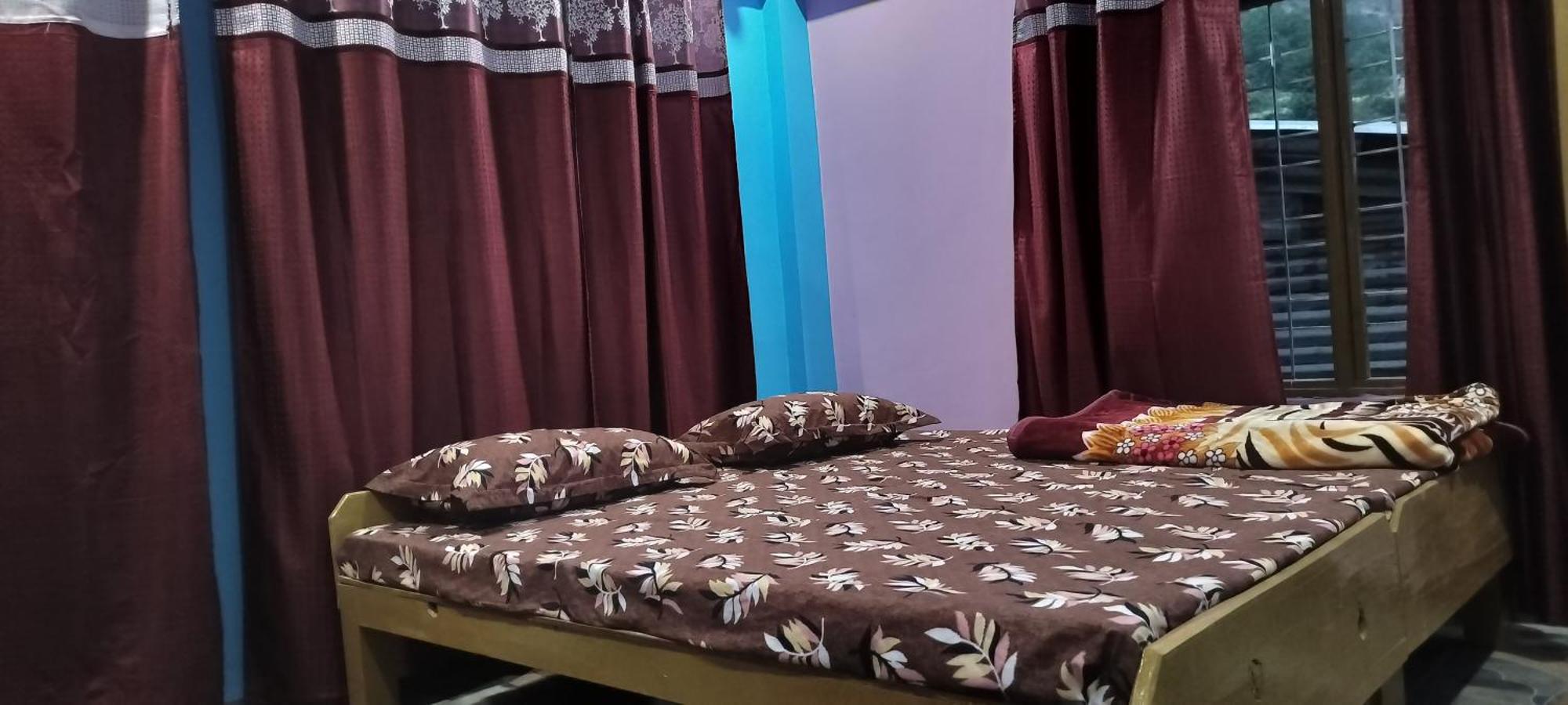 Mansi Home Stay Urgam Exterior photo